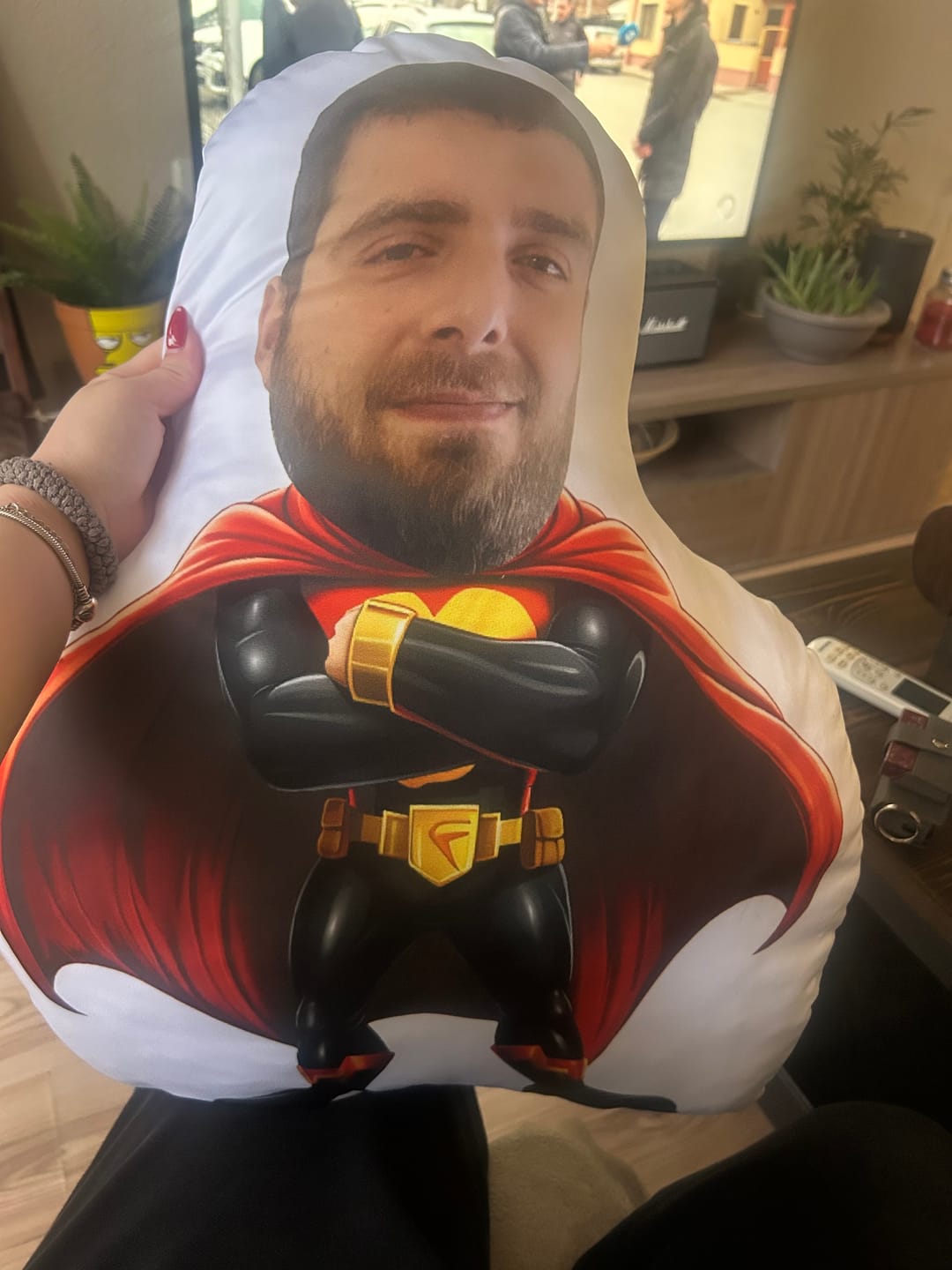 Customer photo review of Персонализирана Възглавничка с Лице "Супергерой"