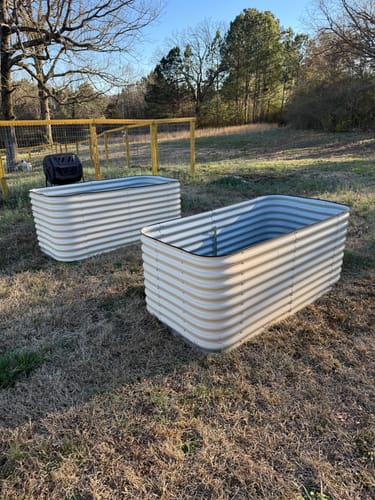 Customer photo review of 29” Tall Birdies Medium Modular Raised Garden Bed
