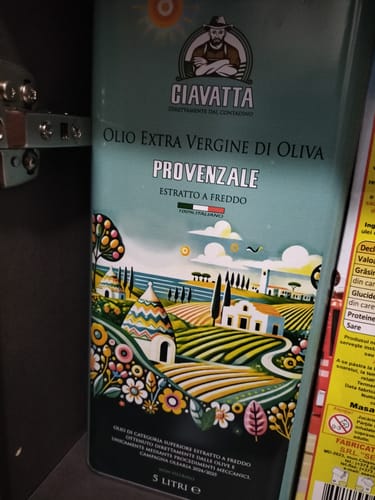 Customer photo review of Olio di Oliva che non pizzica in gola Latta da 5 litri  in offerta