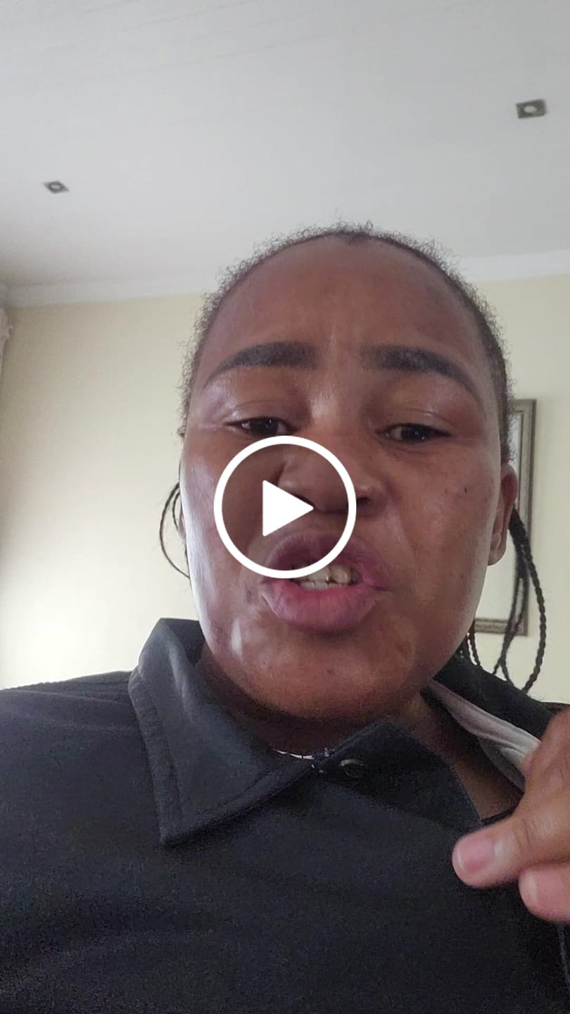 Customer video review of Era Luxe Gold Choker