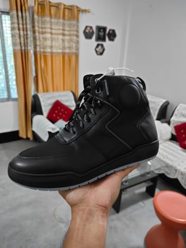 Customer photo review of Clan Stealth (Grey)