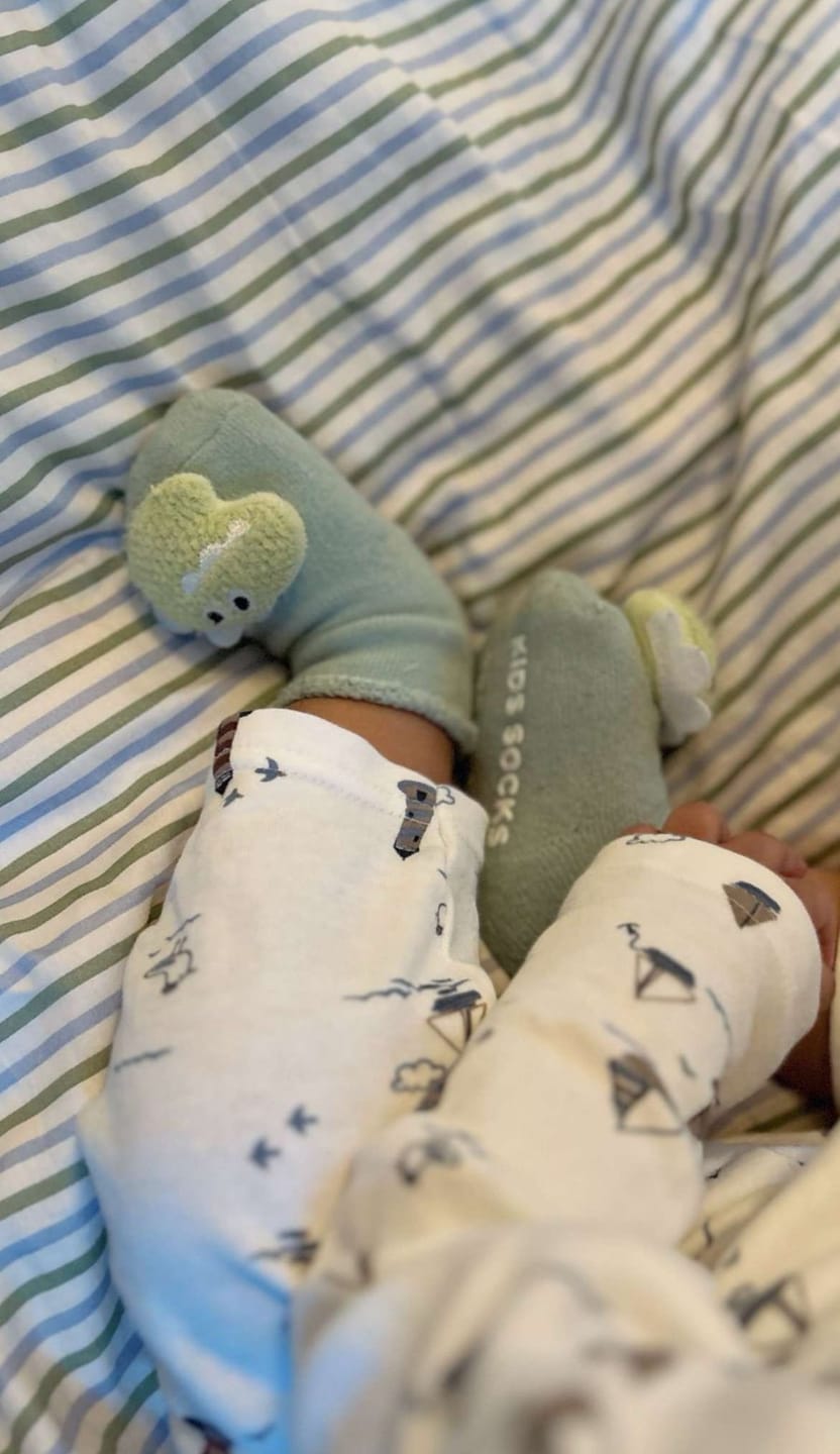 Customer photo review of Winter Baby Socks Pack + Free Box