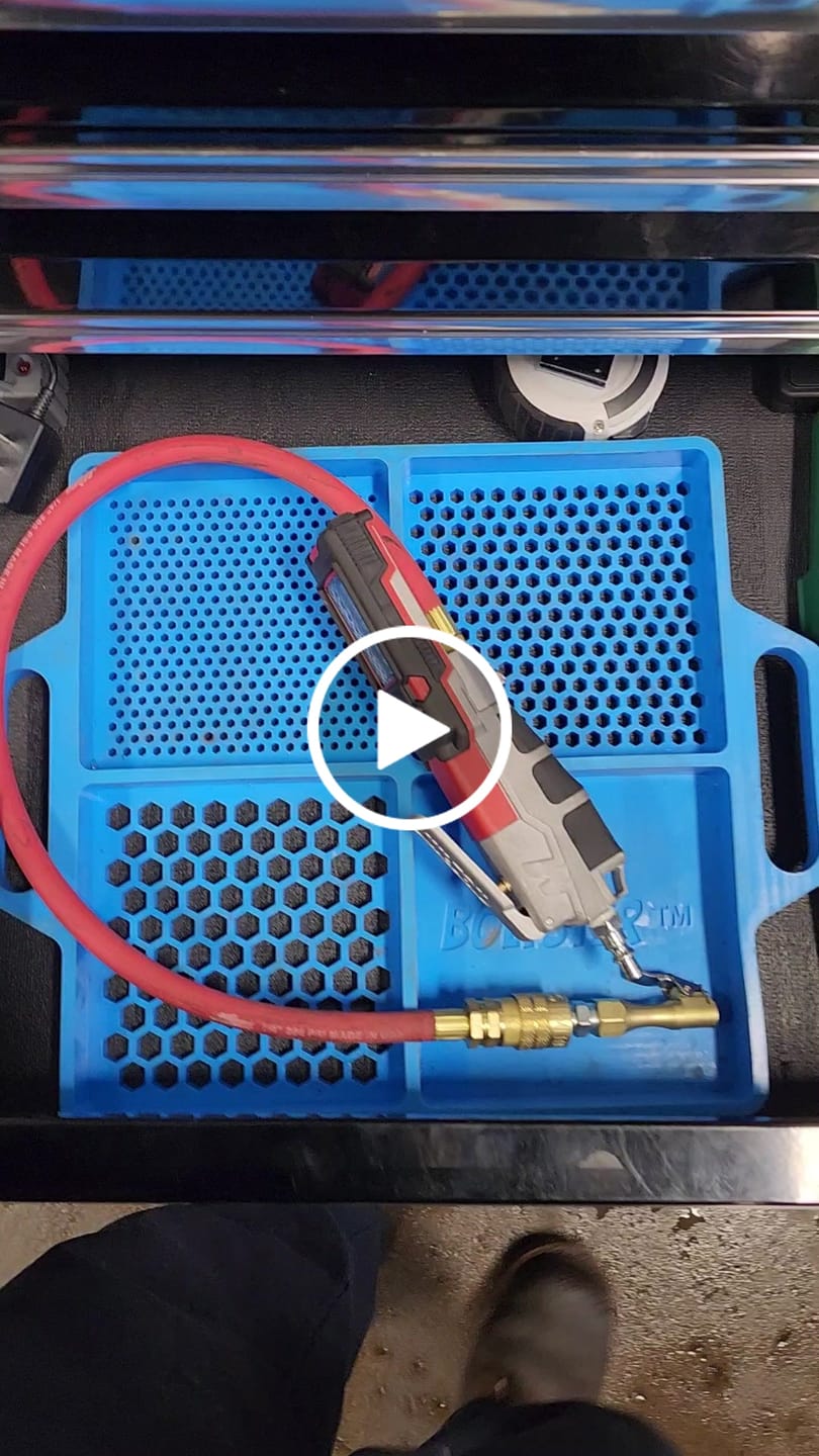 Customer video review of Boltster Flexible Organizing Tray
