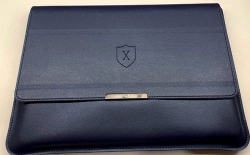 Customer photo review of Funda Notebook Smart Case