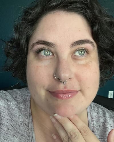 Customer photo review of NETWEAVE Self-adhesive  Cluster Lashes