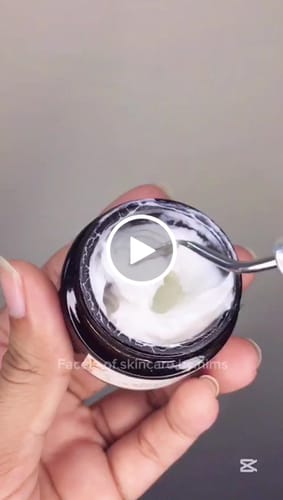 Customer video review of CLEARANCE VIT C GLOW BOOSTER - Vitamin Nectar Moisturizer