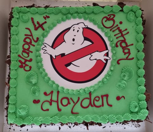 Customer photo review of 20 cm Pre-cut Circle Custom Edible Icing Image
