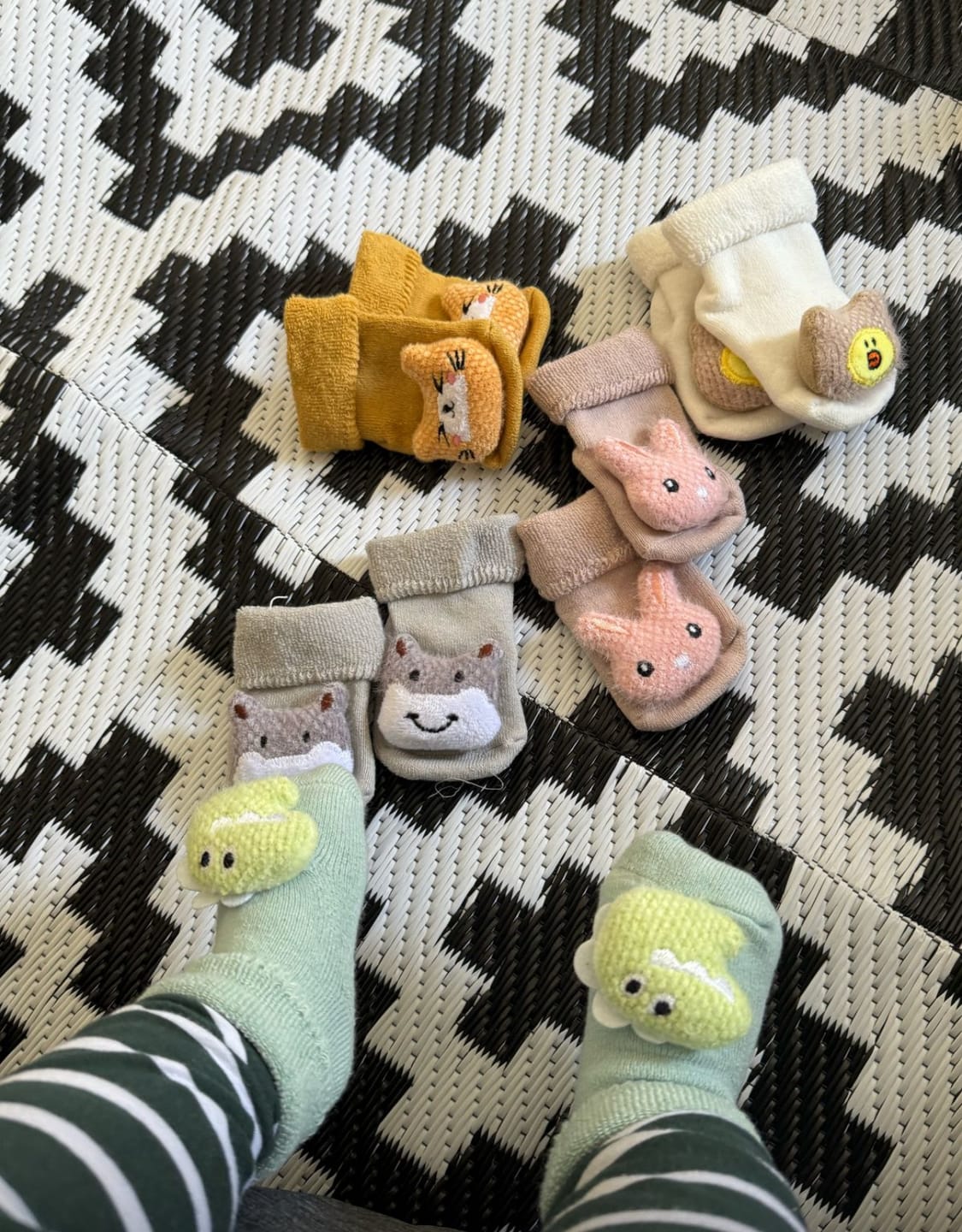 Customer photo review of Winter Baby Socks Pack + Free Box