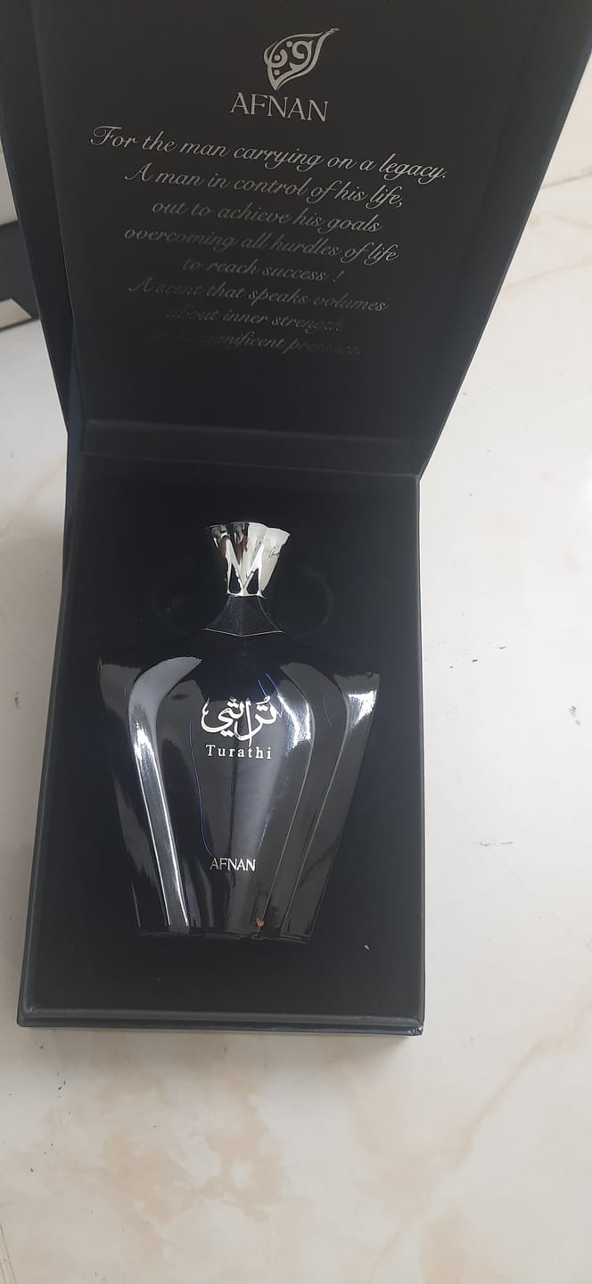 Customer photo review of Afnan Turathi Blue Eau De Parfum For Men