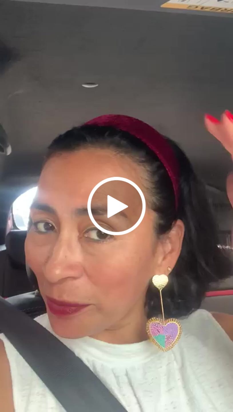 Customer video review of Balaca - Black Velvet Flunchie