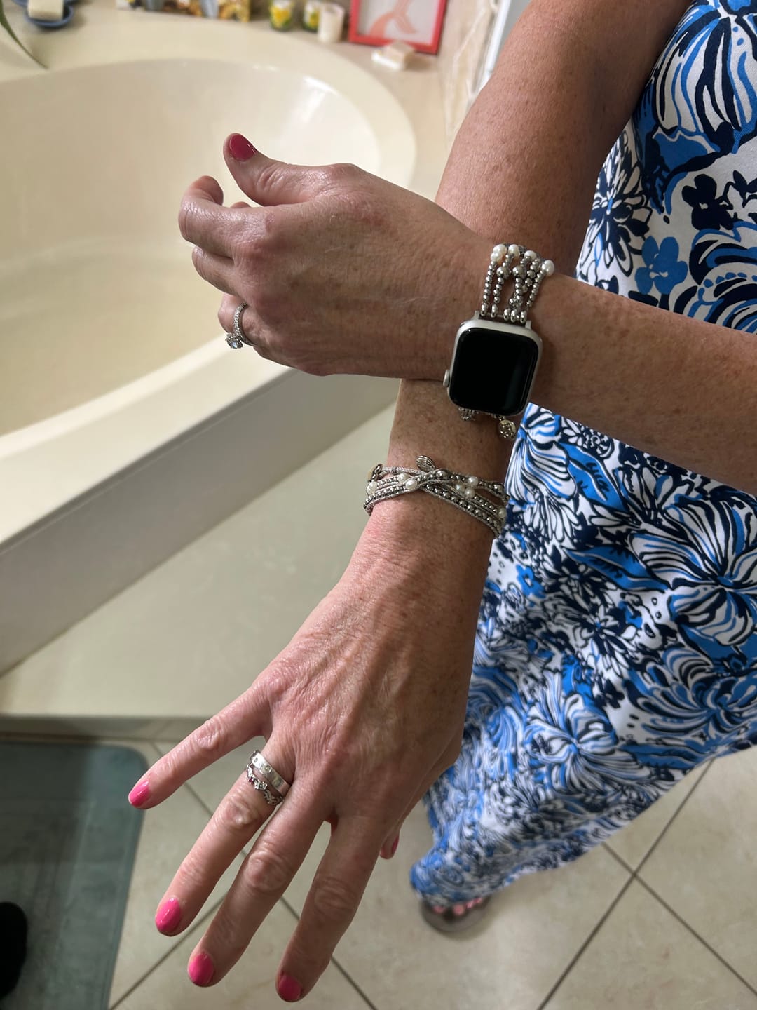 Customer photo review of Shimmering Pearl Stretch Apple Watch Strap