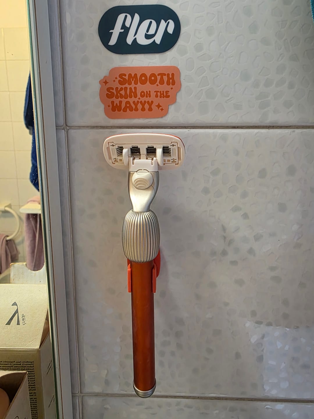 Customer photo review of The Razor Starter Set