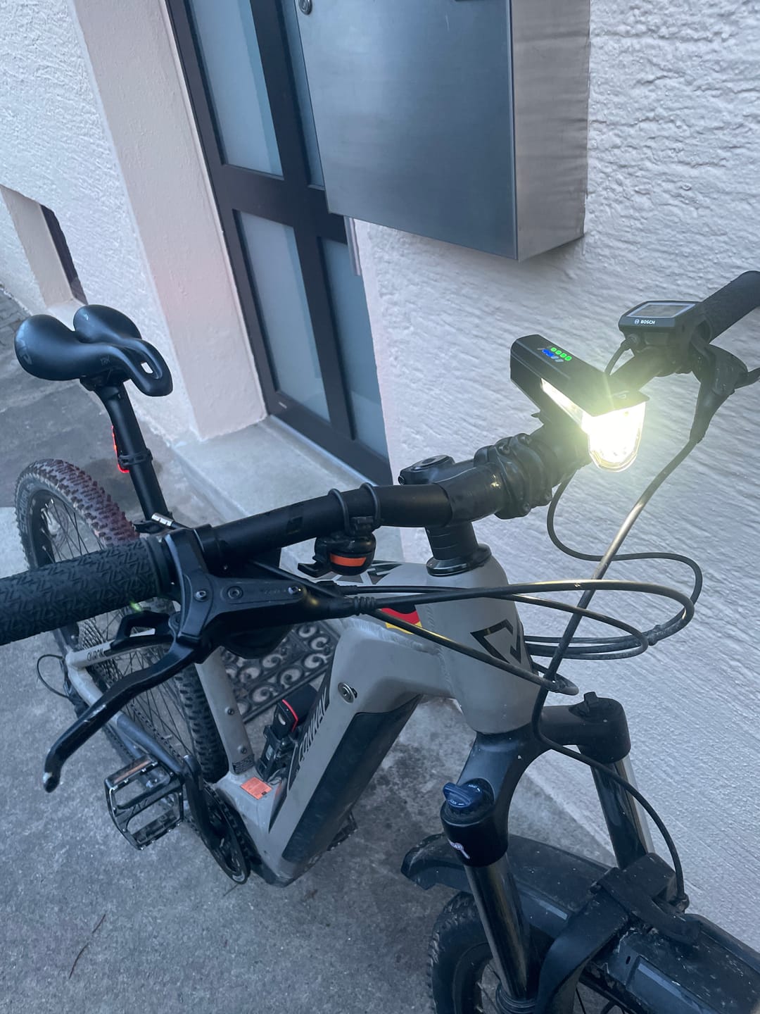 Customer photo review of Fahrradlicht Set LightPro - mit LightSense Sensor