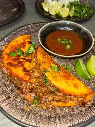 Fotorecensie van een klant over Birria Bomb