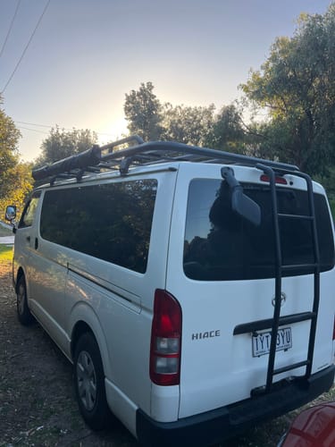 Customer photo review of Black Aluminium Roof Rack Platform for Toyota HiAce 200 series 2005-2019