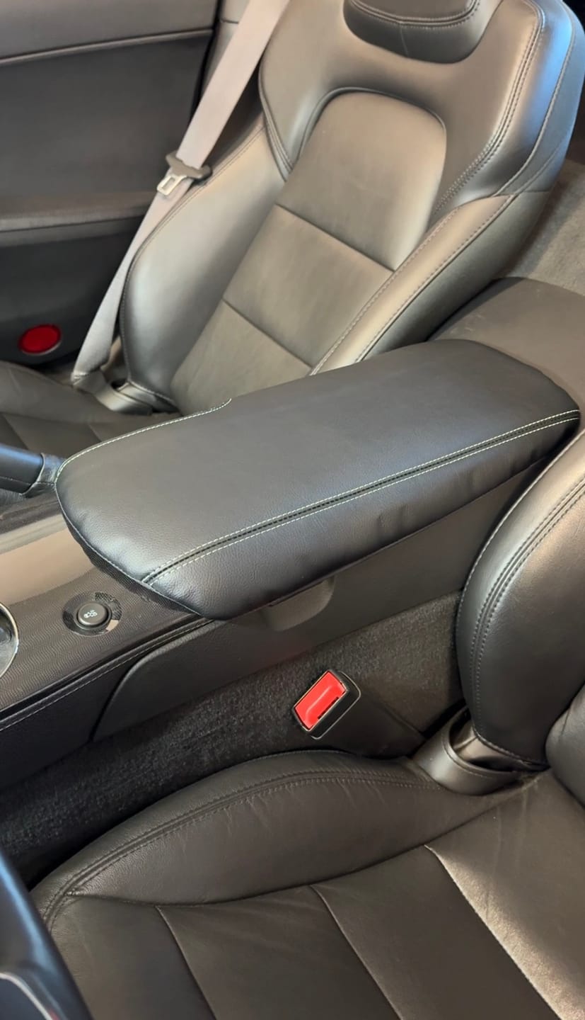 Customer photo review of Corvette C6 Center Console Lid Armrest Cover