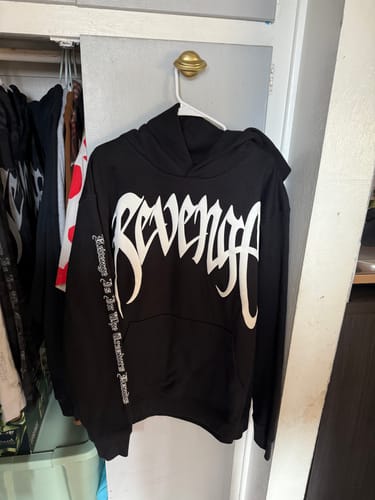 Customer photo review of Revenge Xxxtentacion Kill Hoodie Black/White