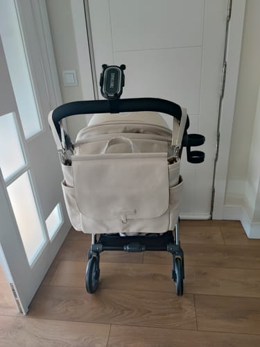 Customer photo review of Bolso Maternal MIREM By Nenina & Co Dusty Beige + Cambiador