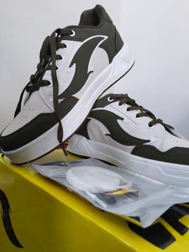 Customer photo review of THEODORE Soft Olive