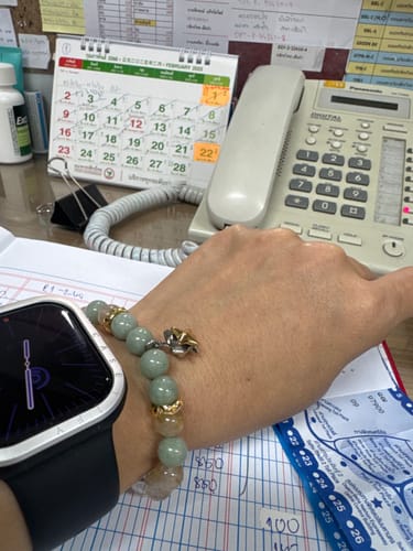 Customer photo review of The Jinyu | กำไลหินมงคลหยกพม่า กังหันแชกงหมิว | ปลุกเสก ณ ฮ่องกง