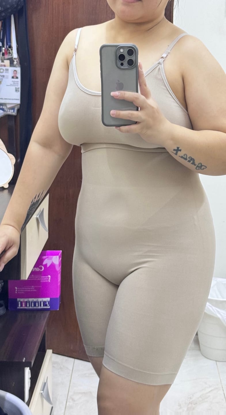 Customer photo review of Combinaison Gainante Sculptante