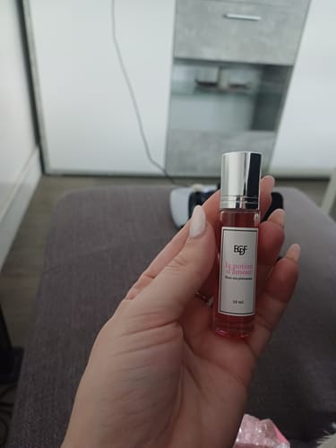 Customer photo review of Elixir Aux Phéromones.