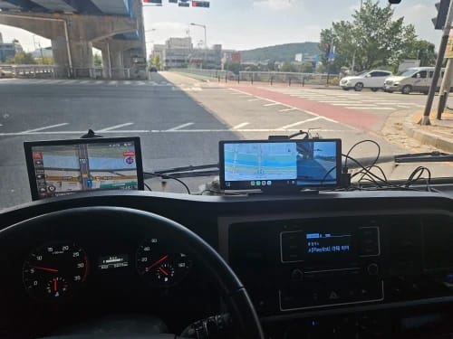 Customer photo review of DashPlay Pro MAX - 10.26" Wireless CarPlay & Android Auto Dash Cam