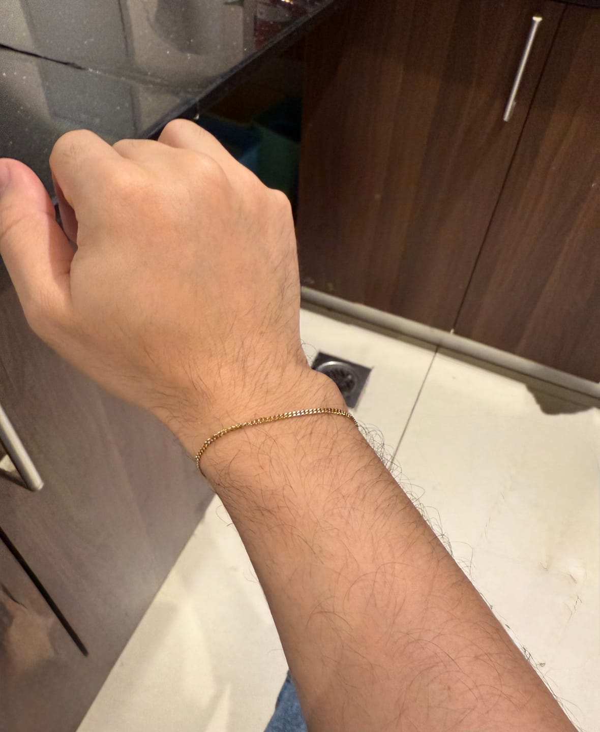 Customer photo review of Minimal Curb Bracelet