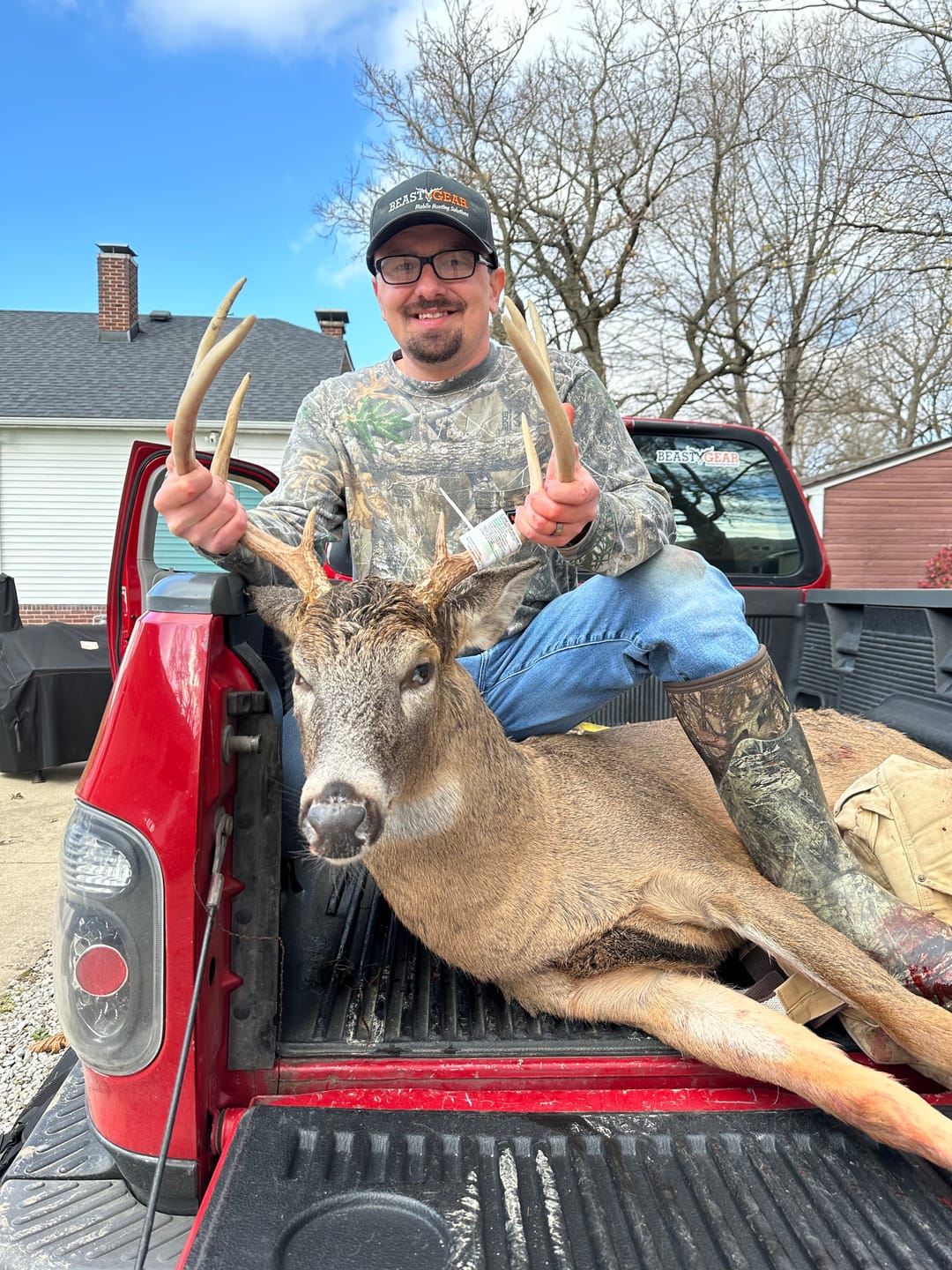 Customer photo review of HANG-ON TREESTAND
