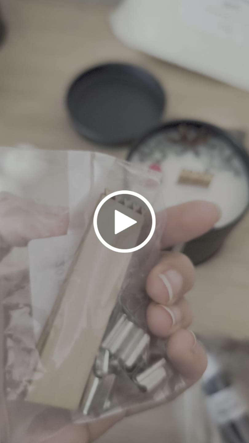 Customer video review of MECHAS DE MADERA CON CORAZONCITOS