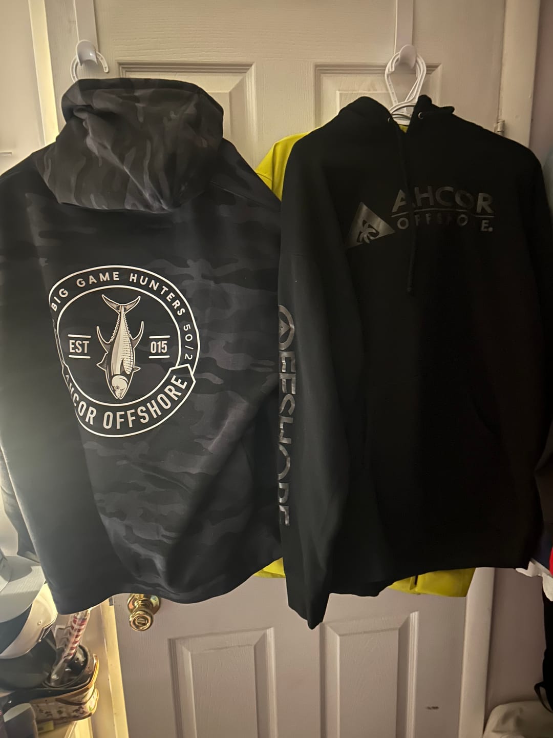 Customer photo review of CAMO - Hoodie Sweatshirt