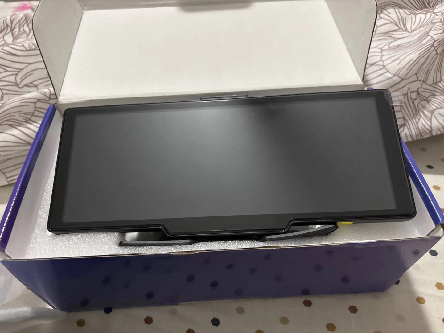 Customer photo review of DashPlay Pro MAX - 10.26" Wireless CarPlay & Android Auto Dash Cam