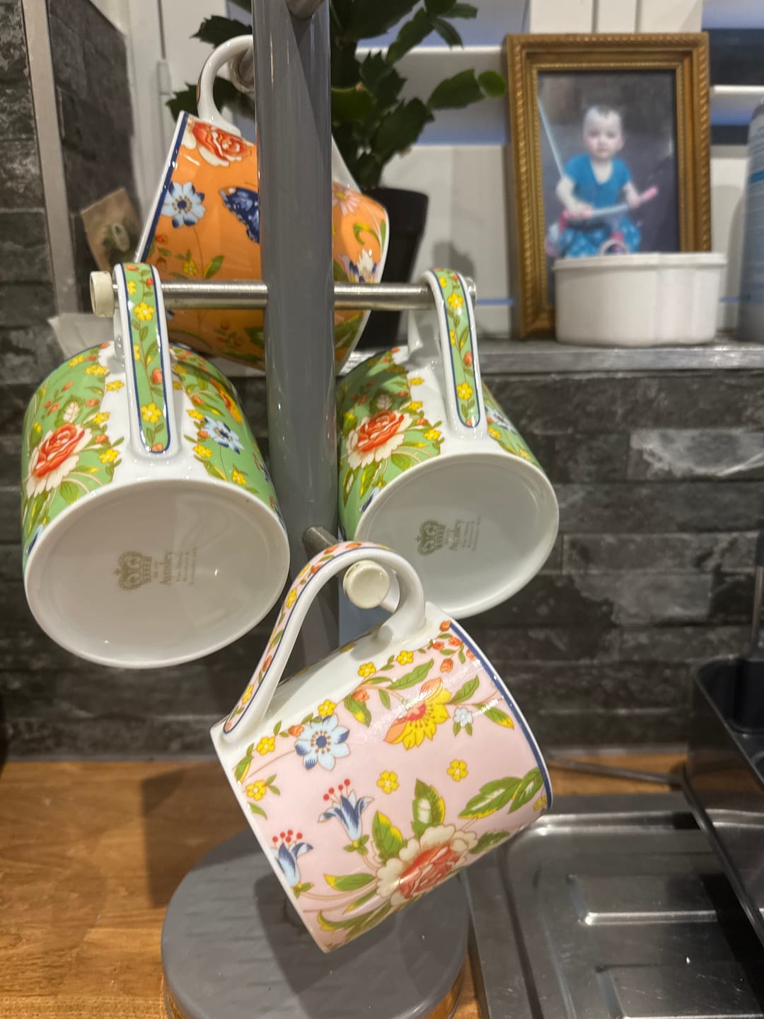 Customer photo review of Aynsley Cottage Garden Windsor Mugs Set