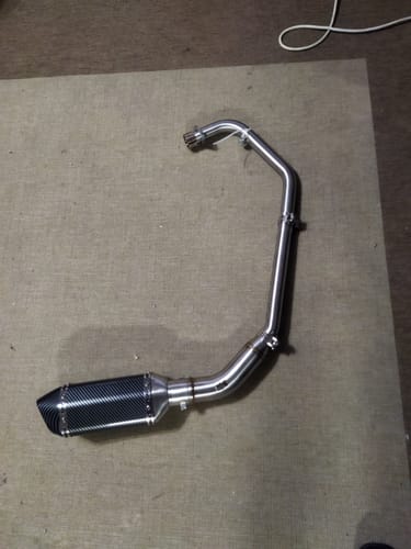 Customer photo review of Colector Honda CB 125 R (2021-2024) Acero Inoxidable