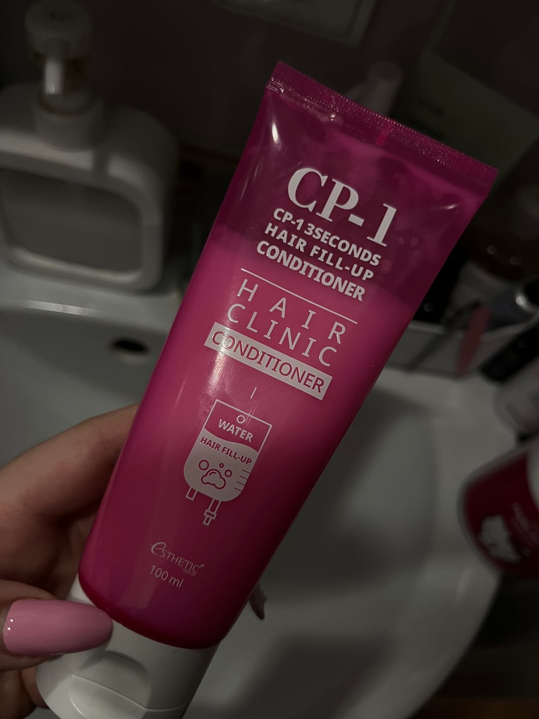 Customer photo review of Atjaunojošs kondicionieris ideāli gludiem matiem CP-1 3 Seconds Hair Fill-Up Conditioner