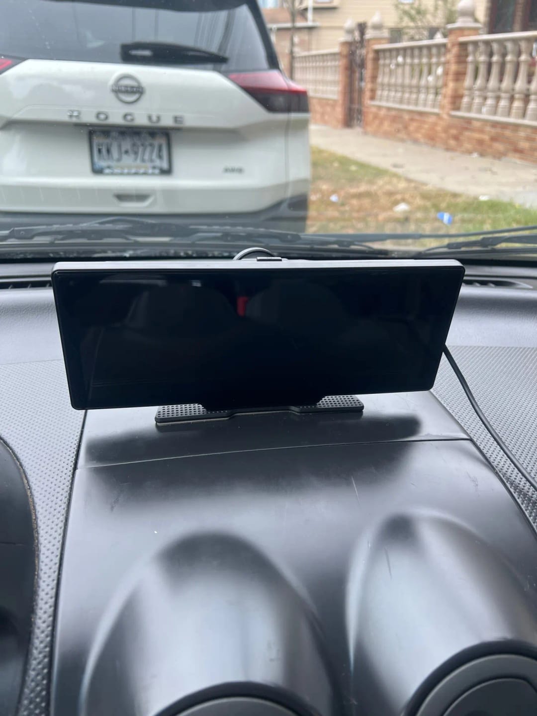 Customer photo review of DashPlay Pro MAX - 10.26" Wireless CarPlay & Android Auto Dash Cam