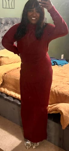 Customer photo review of Ribbed Knit Maxi Dress