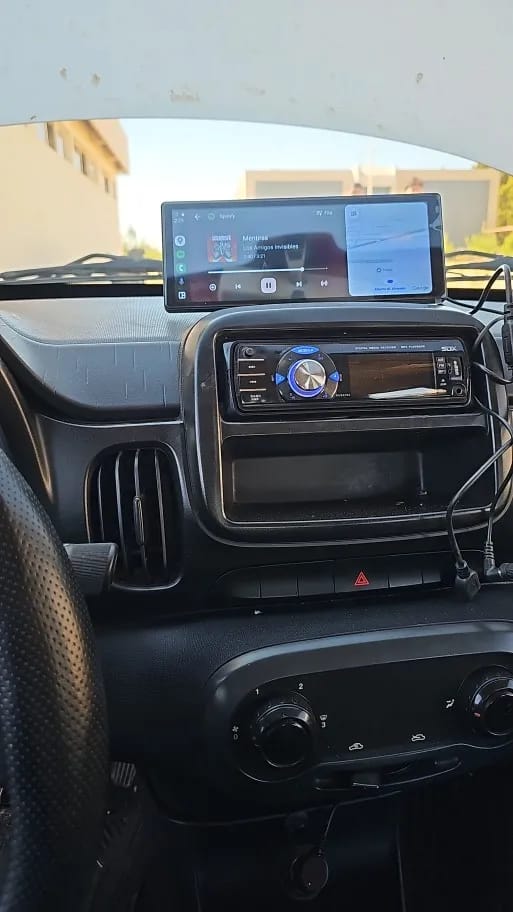 Customer photo review of DashPlay Pro MAX - 10.26" Wireless CarPlay & Android Auto Dash Cam