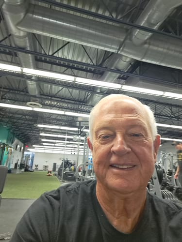 Customer photo review of Bro Glo Face Tanner - Darker