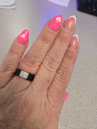 Customer photo review of New! Silicone Ring with Metal and Stones