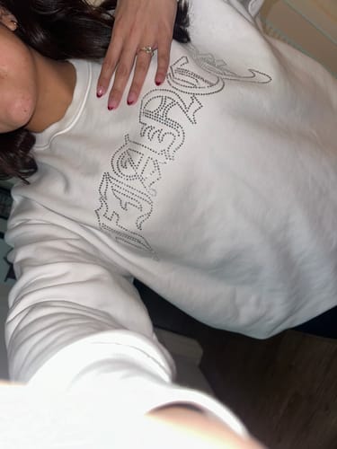 Customer photo review of FIANCÉ RHINESTONE CREW