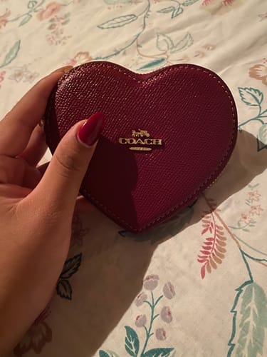 Customer photo review of Coach Heart Monedero Rojo