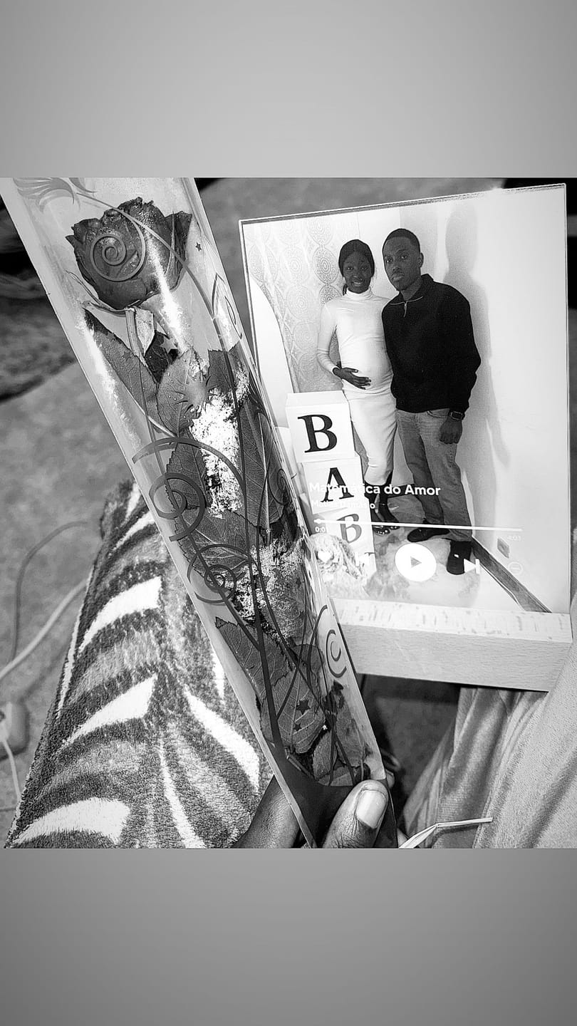 Customer photo review of Lâmpada Spotify Player Personalizável c/ Fotografia Completa