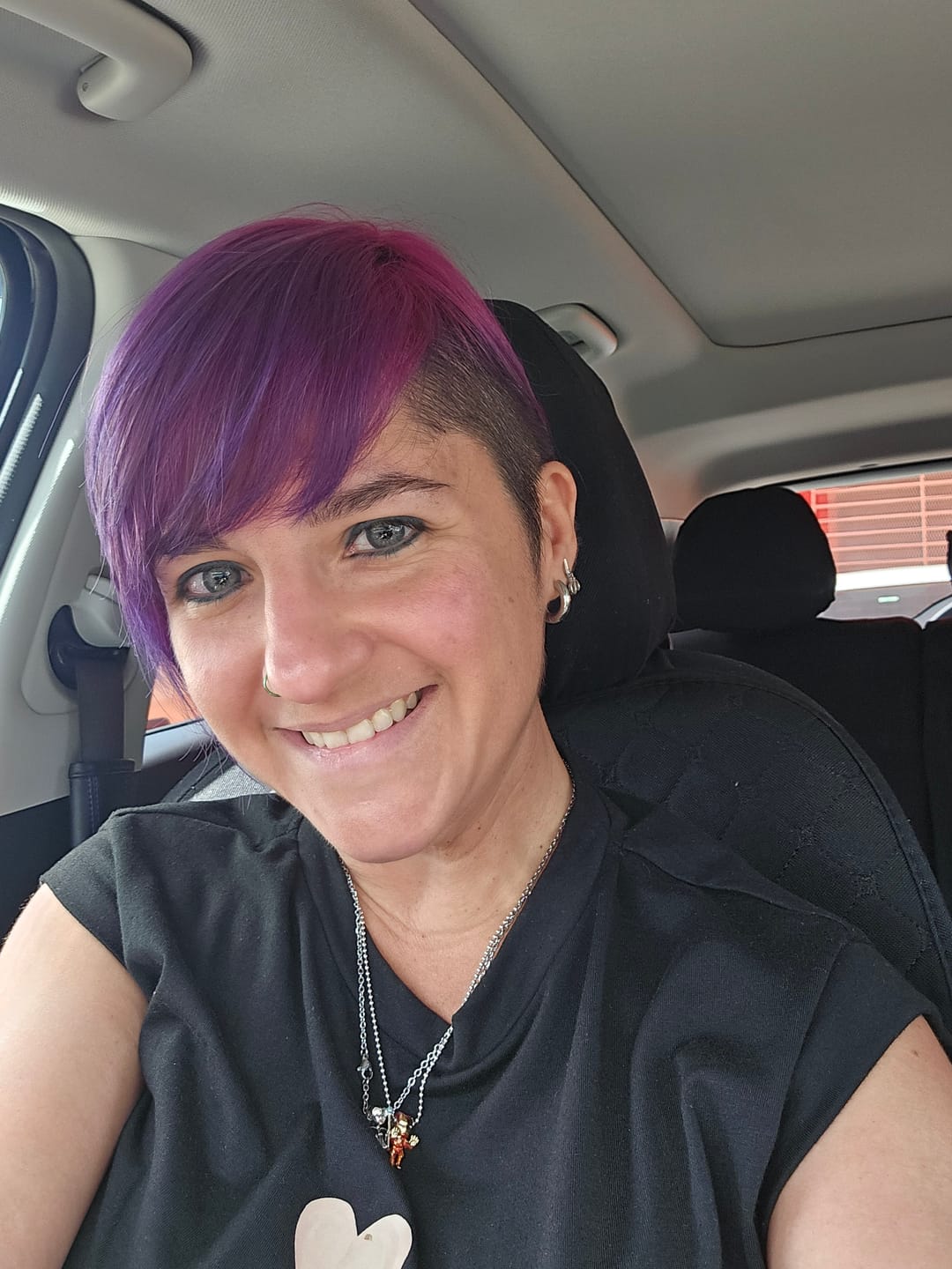 Customer photo review of Perla Blue Prescription Colored Contact Lenses