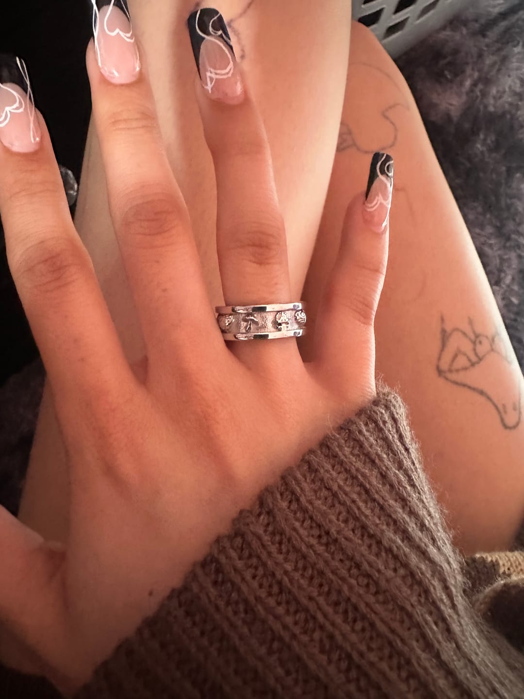 Customer photo review of PSYCHEDELIC LOVE RING