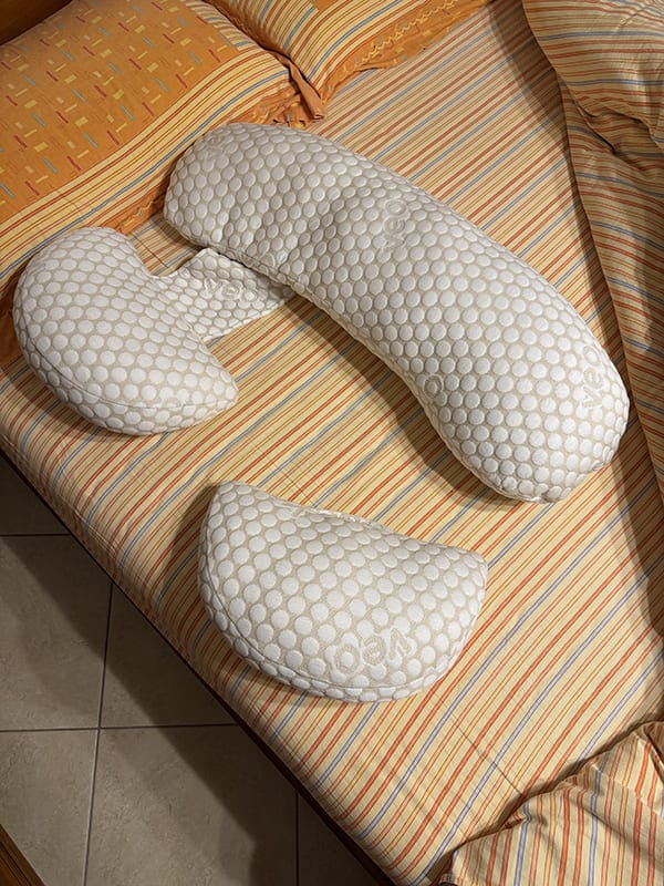 Customer photo review of Veo - Cuscino maternità | Supporto ergonomico per pancia, schiena e gambe (3 in 1)