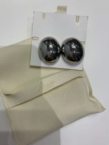 Customer photo review of Orecchini "Rugiada all'alba"