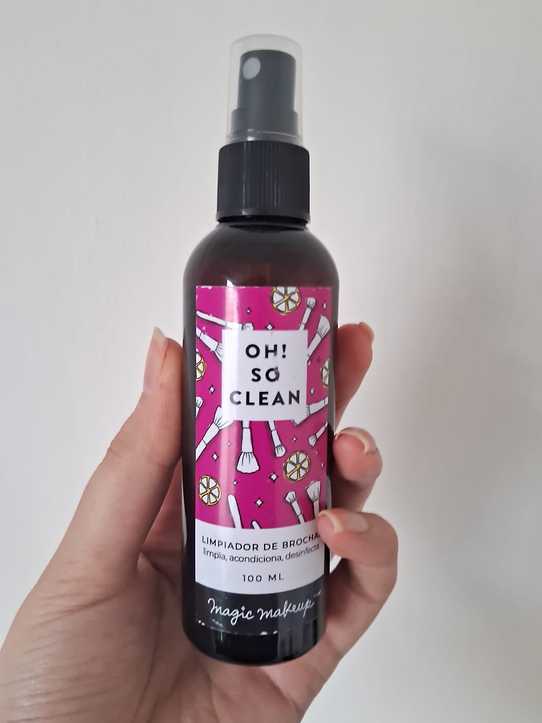 Customer photo review of Pack Makeup Artist - Oh! So Clean