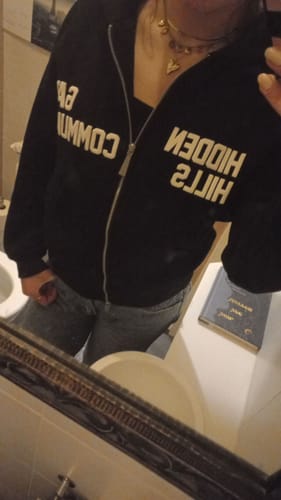Customer photo review of GATED COMMUNITY ZIP HOODIE BLACK