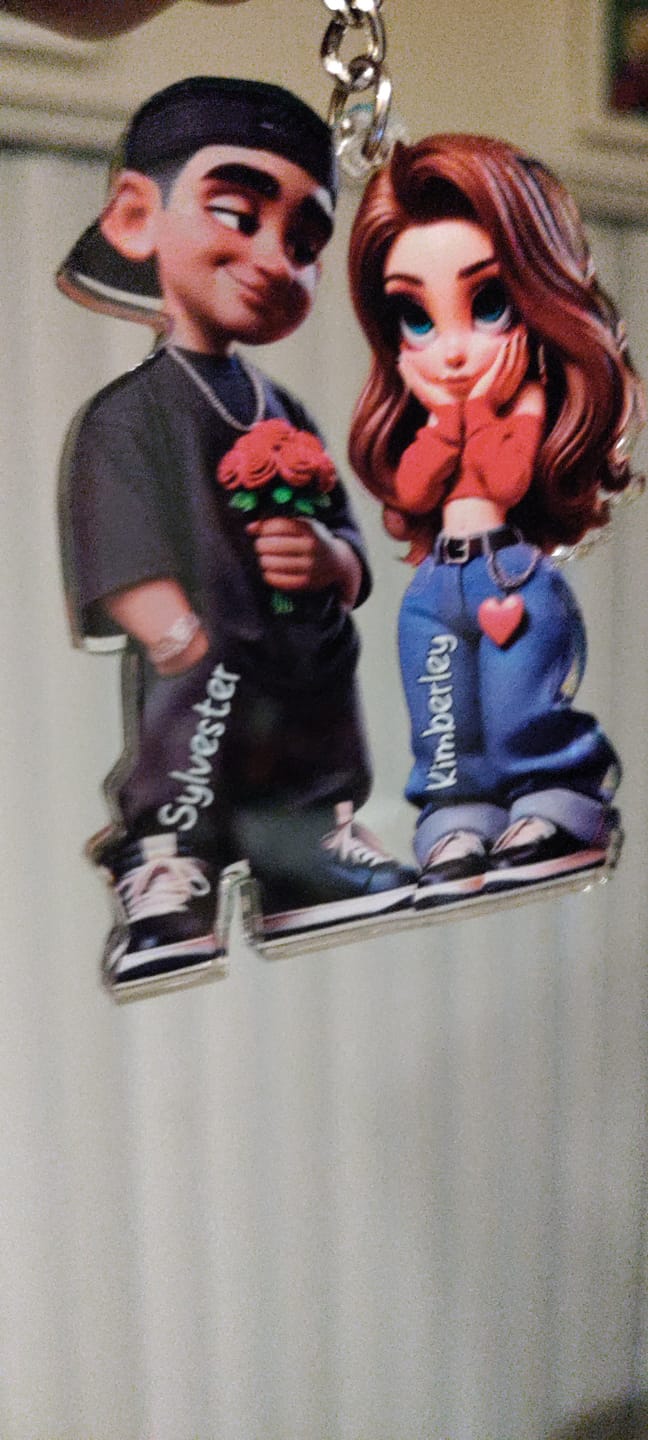 Customer photo review of 3D Effect Y2K Couple Personalized Acrylic Keychain, Valentine's Day Gift For Couple, for him, for her